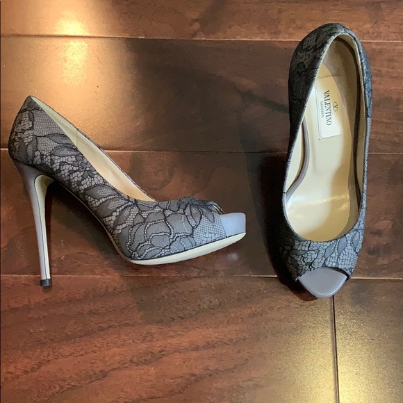 Valentino Garavani Shoes - NWOT Valentino Black Lace Heels